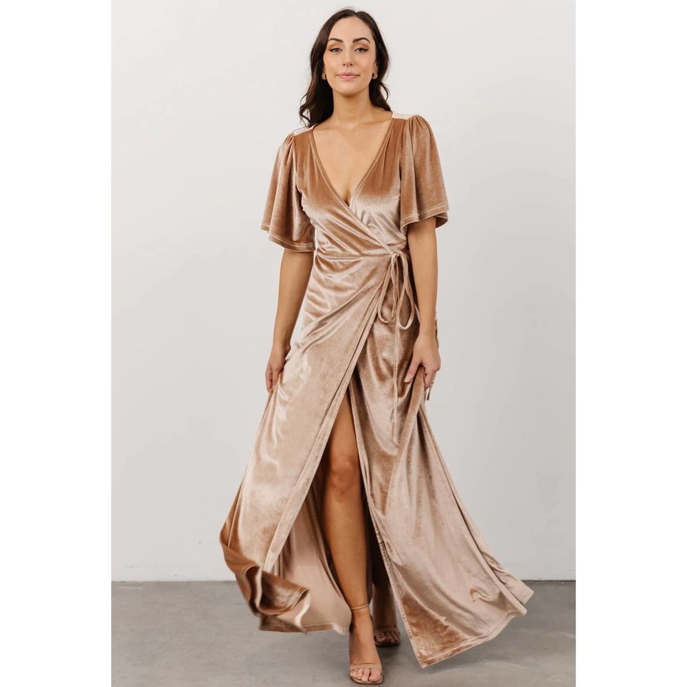 ✨NWOT Baltic Born Velvet Wrap Maxi Dress Champagne. Size Large✨